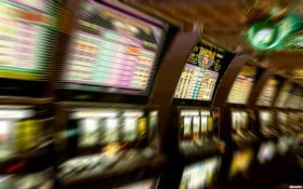 007 Slots APK မိုဘိုင်းအက်ပ် Features VIP Bonus Myanmar ကစားသမား